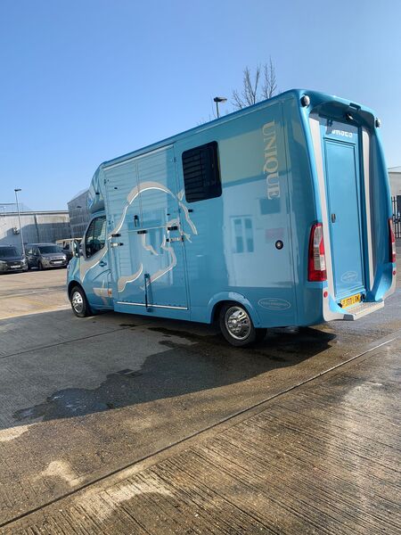 2022 New build stallion box on a 2018 Renault master low mileage
