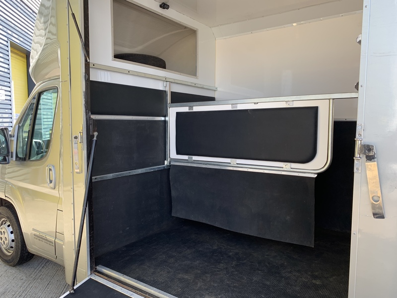 2009 Citroen relay Horsebox built new in 2021