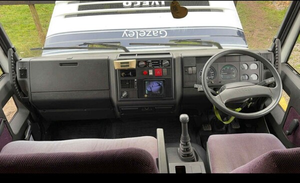 7.5T IVECO Horsebox 2000 reg